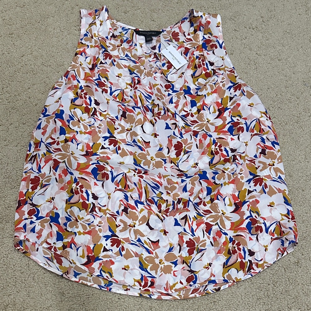 Banana Republic Floral Sleeveless Shell - White, Tan, Blue, Red NWT